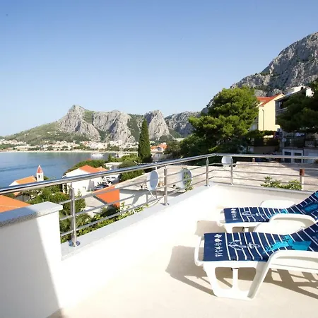 Appartamento Lelas Omiš